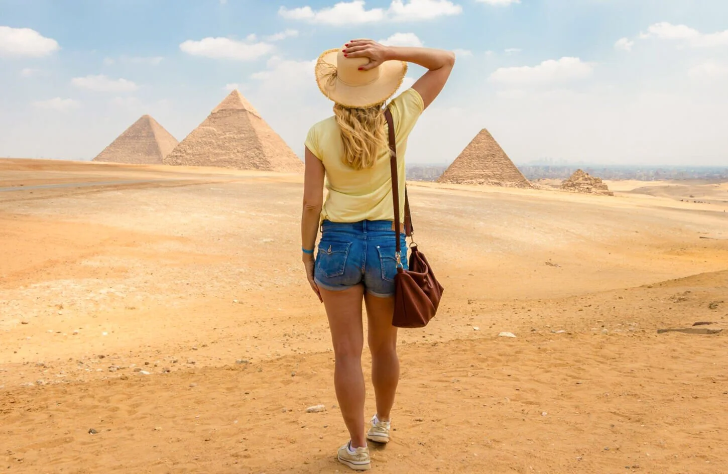 Discover the Pyramids of Giza and the Grand Egyptian Museum