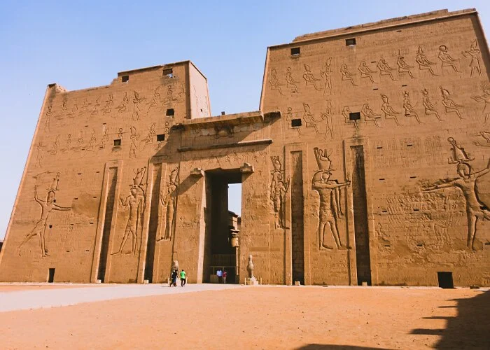 7 Days Cairo Luxor and Hurghada Accessible Tours