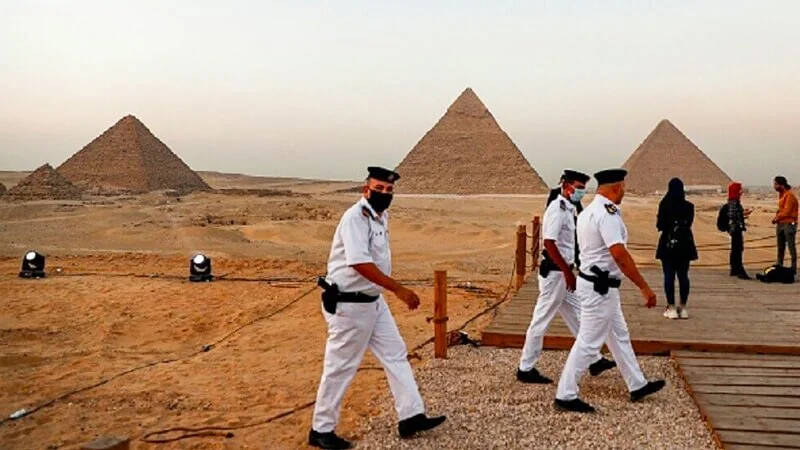 Top 10 Things to Do and See in Pyramids of Giza 33 tourist police at the giza pyramids