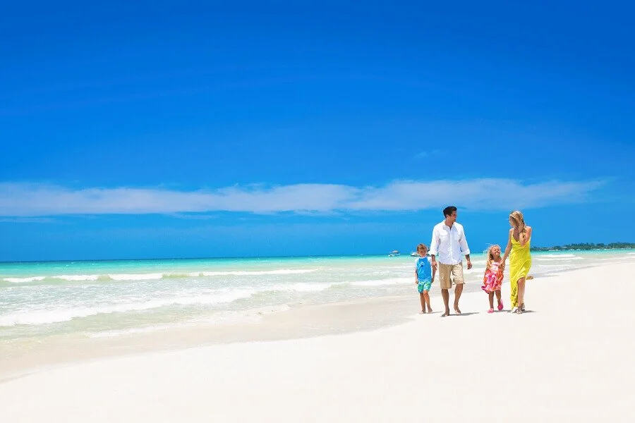 A wonderful shot of a family from one of the trips to the Red Sea